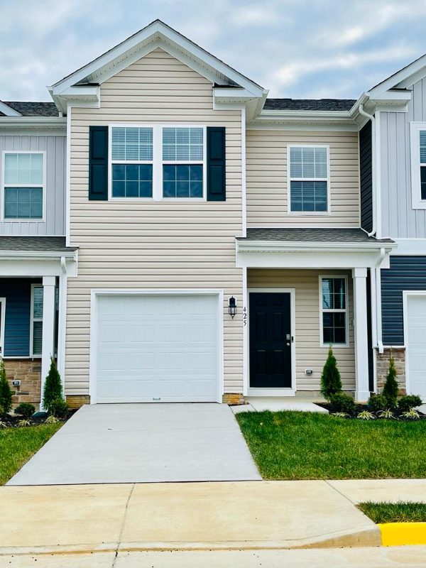 425 Tevis St - Photo 2 of 24