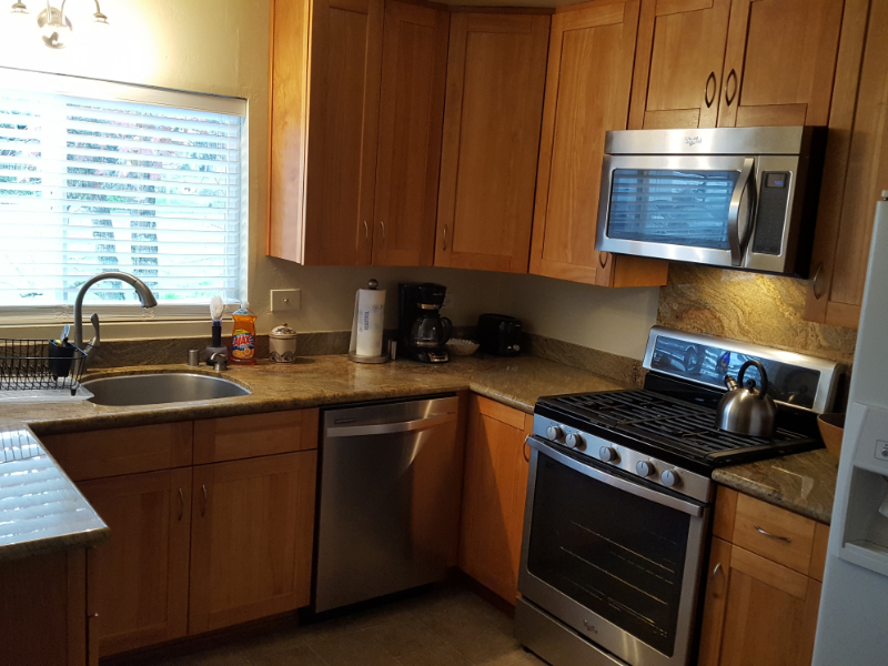 361 Johnson St - Photo 3 of 8