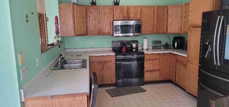 2110 S Uravan St - Photo 6 of 16