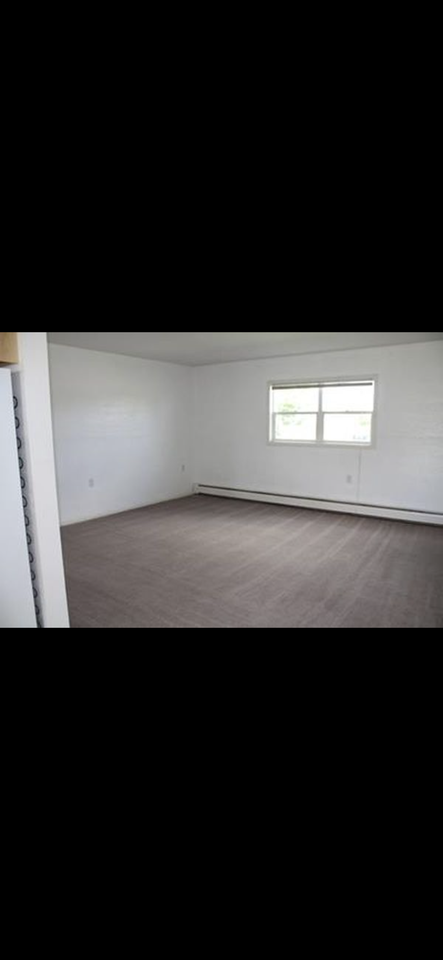1810 N 41st St #3 - Photo 3 of 4