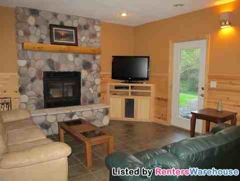 73 Jansen Ave NE - Photo 3 of 14
