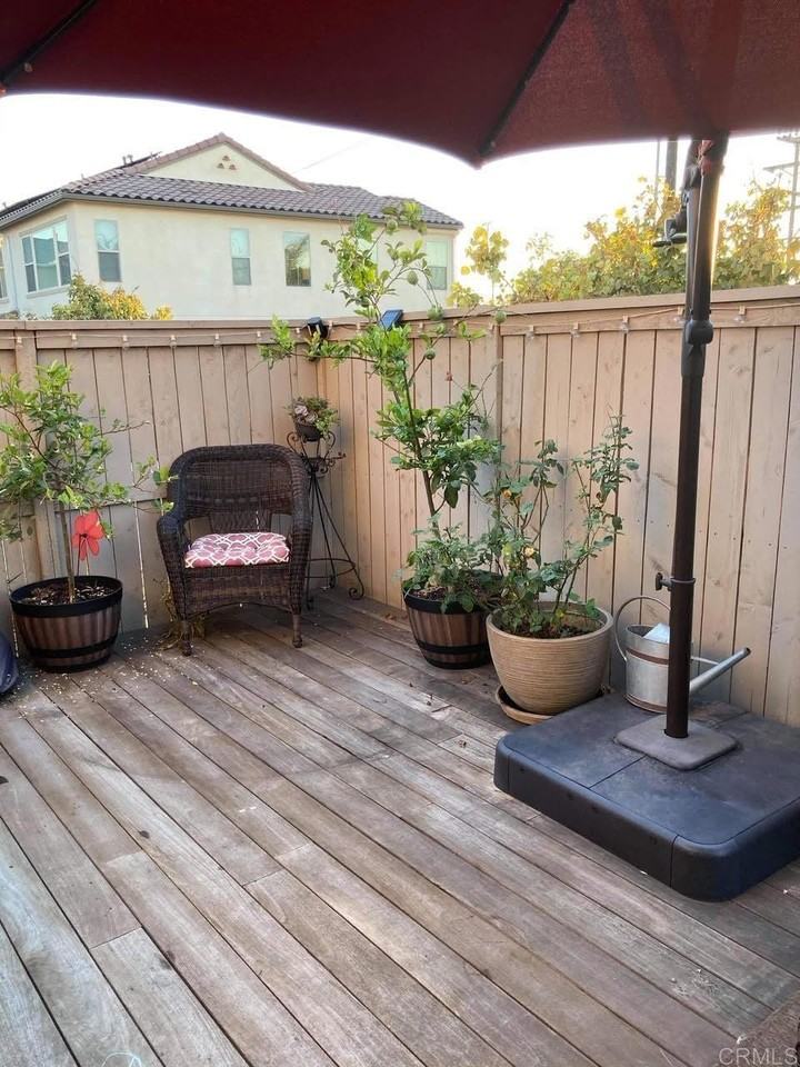 948 Rolling Dunes Way - Photo 3 of 11