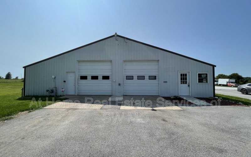 125 S Harper Dr - Photo 2 of 12