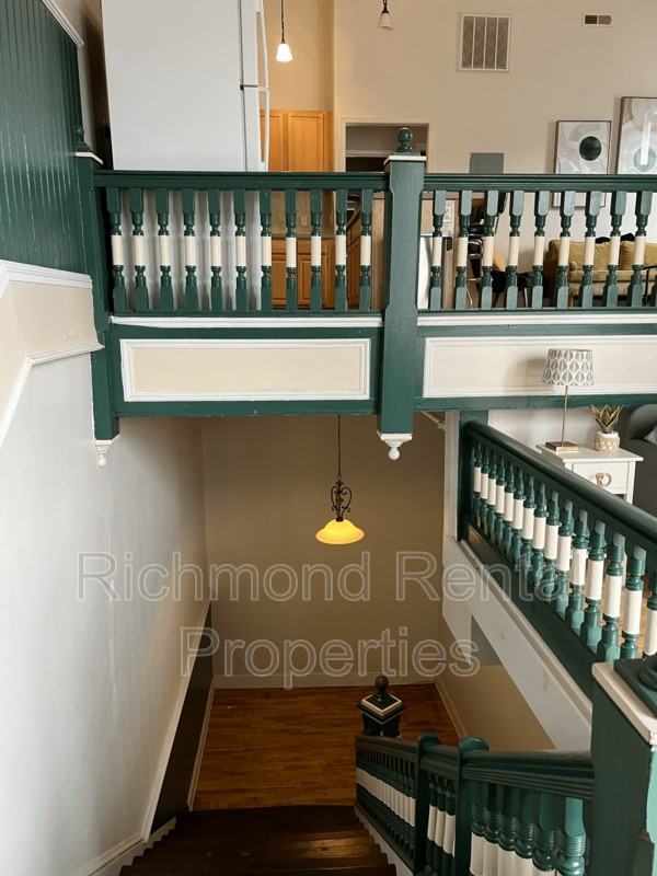 11 E Broad St #5 - Photo 4 of 21