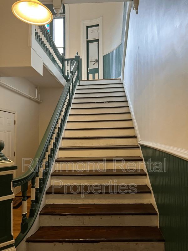 11 E Broad St #5 - Photo 6 of 21