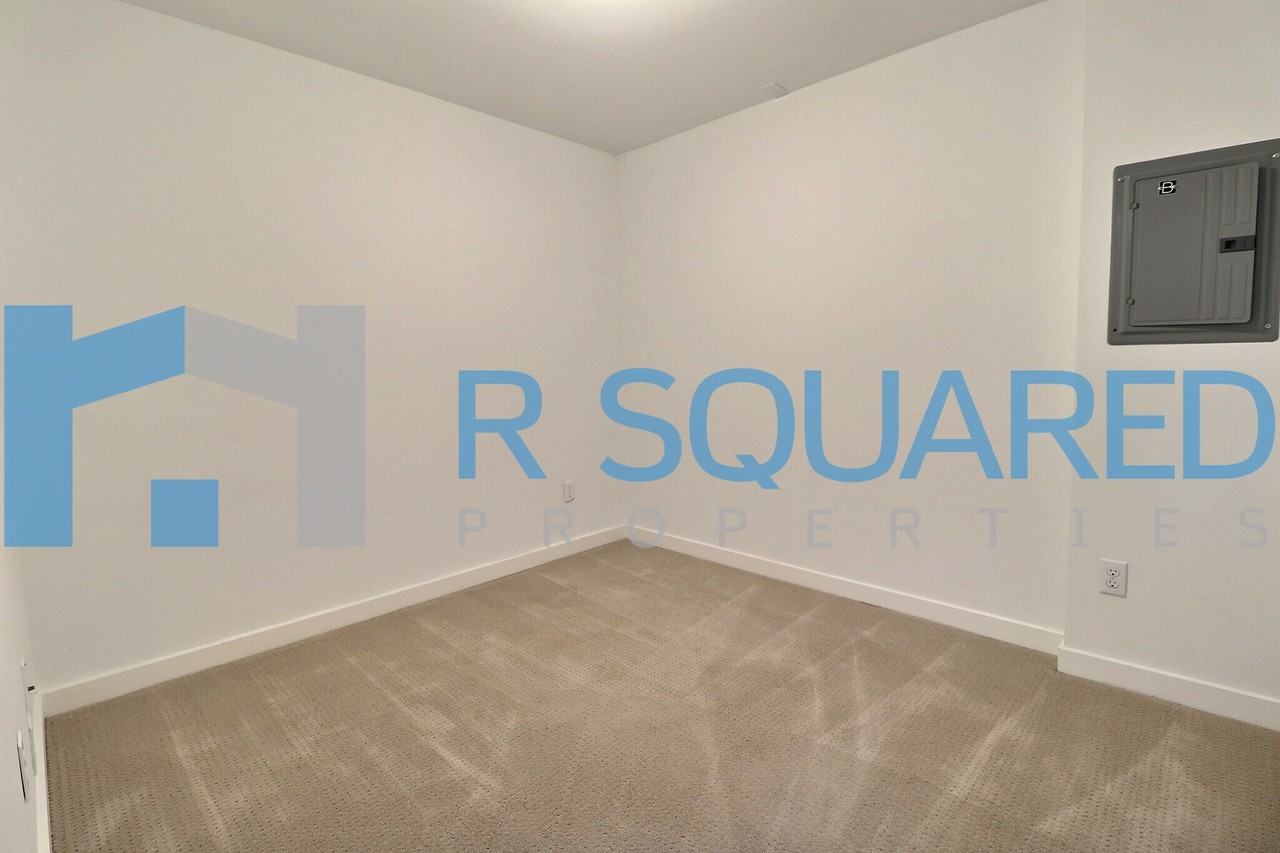 12037B 12037 35th Avenue NEUnit B #B - Photo 4 of 26
