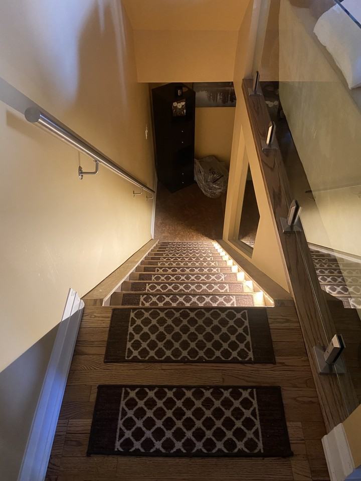 4 Dillane Street East - Photo 3 of 10