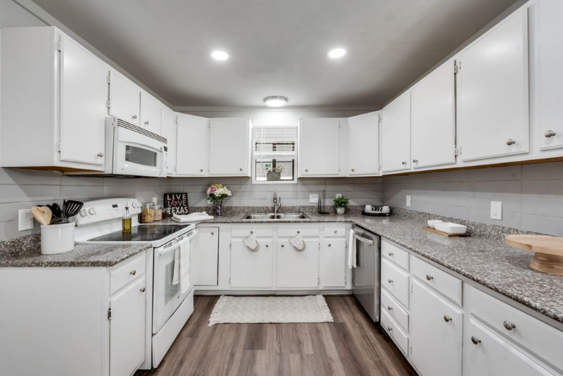 2626 Bobwhite Blvd - Photo 7 of 17