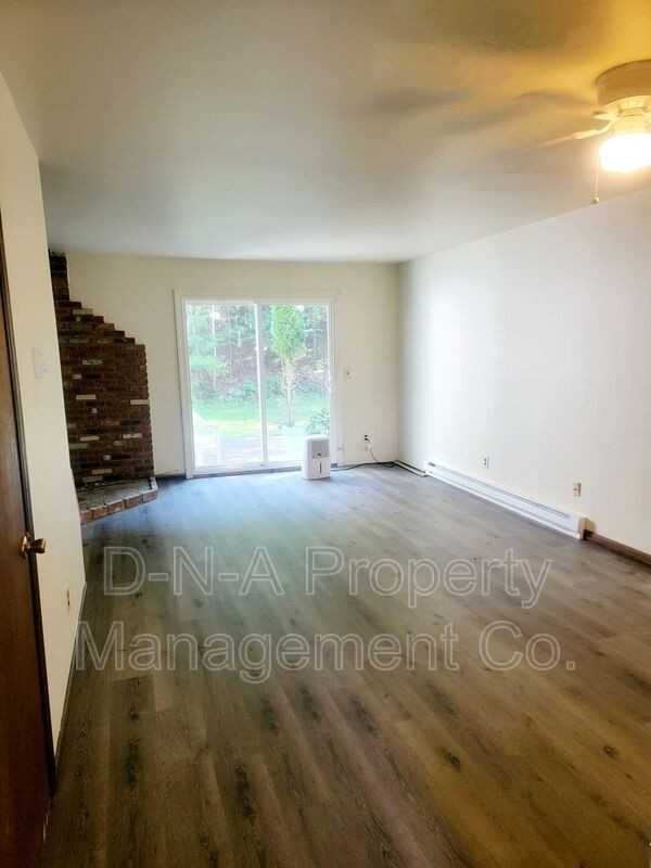 624 Rolling Pines Dr #103 - Photo 2 of 8