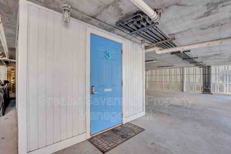 3 17th Pl #201 - Photo 3 of 45