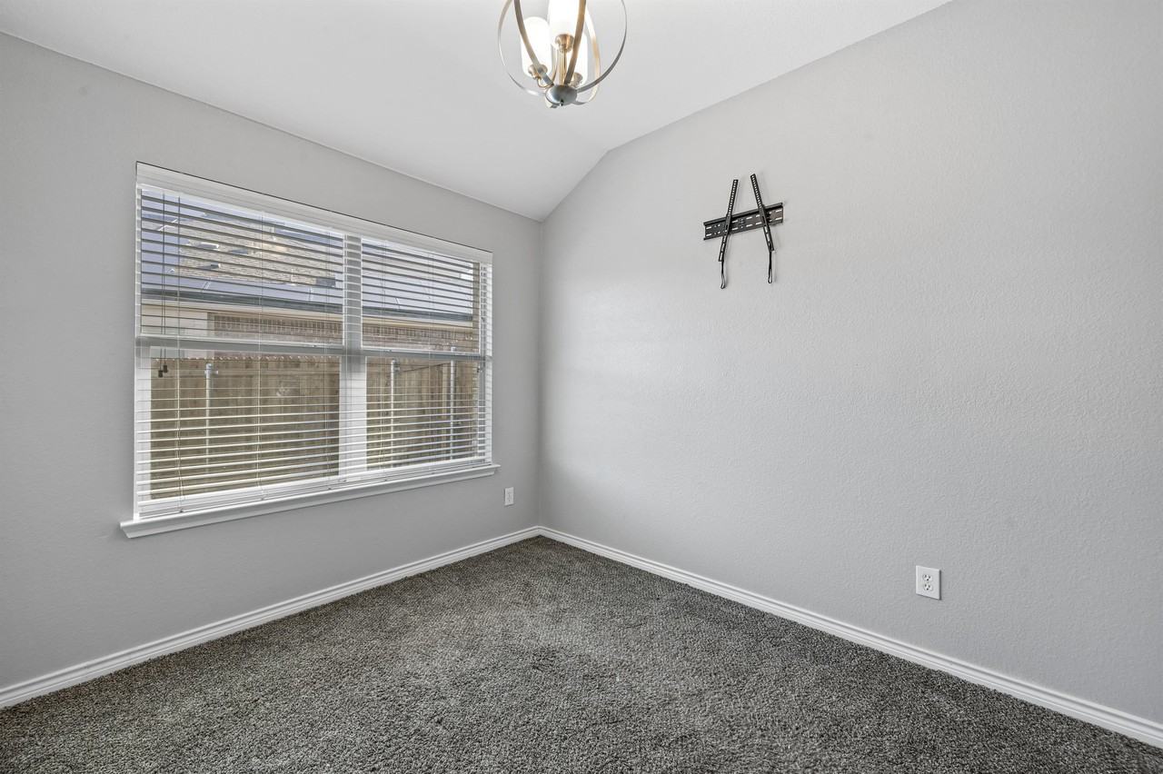 5590 Manitou Dr #1 - Photo 6 of 21