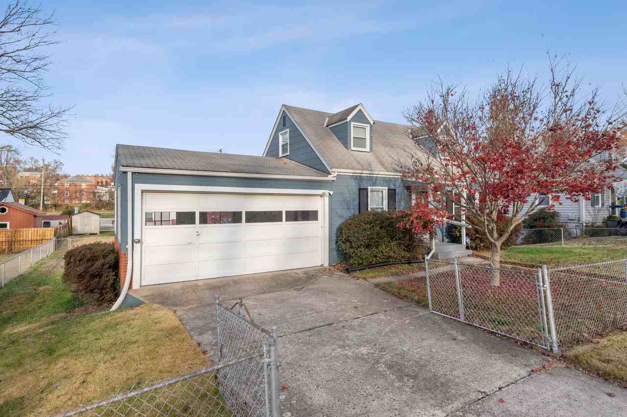 11807 College View Dr #1 - Photo 3 of 29