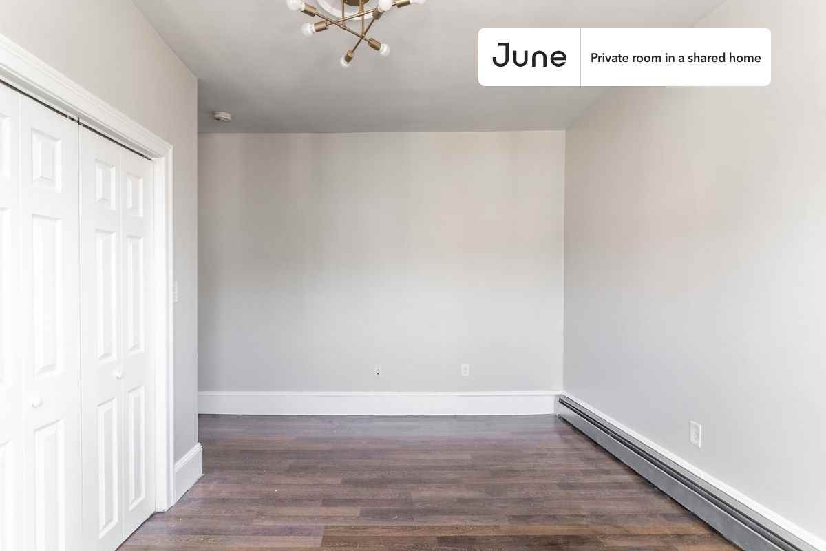 16 Glenway St #B - Photo 4 of 16