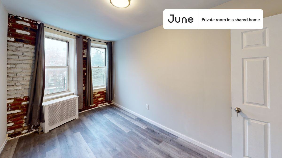 13 Charlotte St #A - Photo 2 of 13