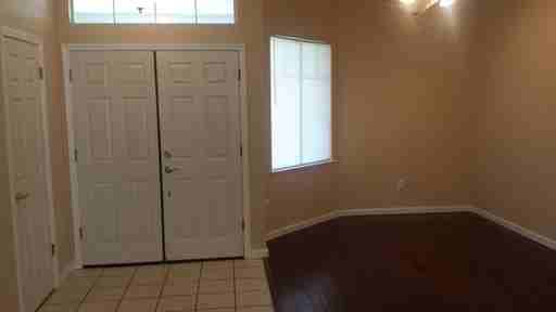 670 Hearth Way - Photo 3 of 5