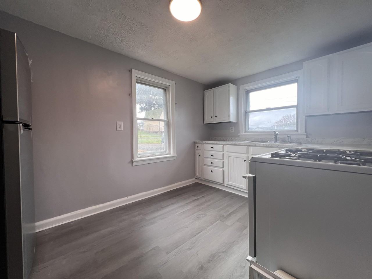 101 Lough St #2 - Photo 3 of 9