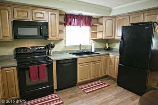 1512 Steeplechase Dr - Photo 3 of 24