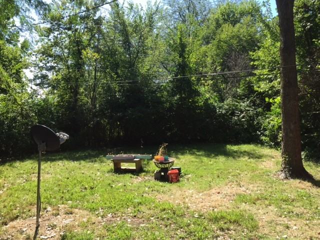 2031 College View - Photo 2 of 8