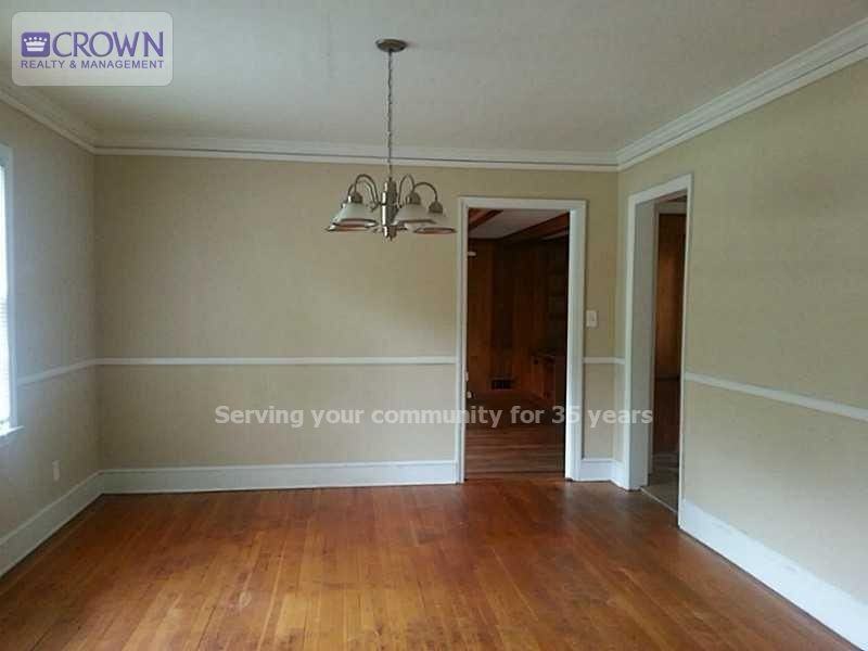 1551 Blvd Lorraine SW - Photo 3 of 10