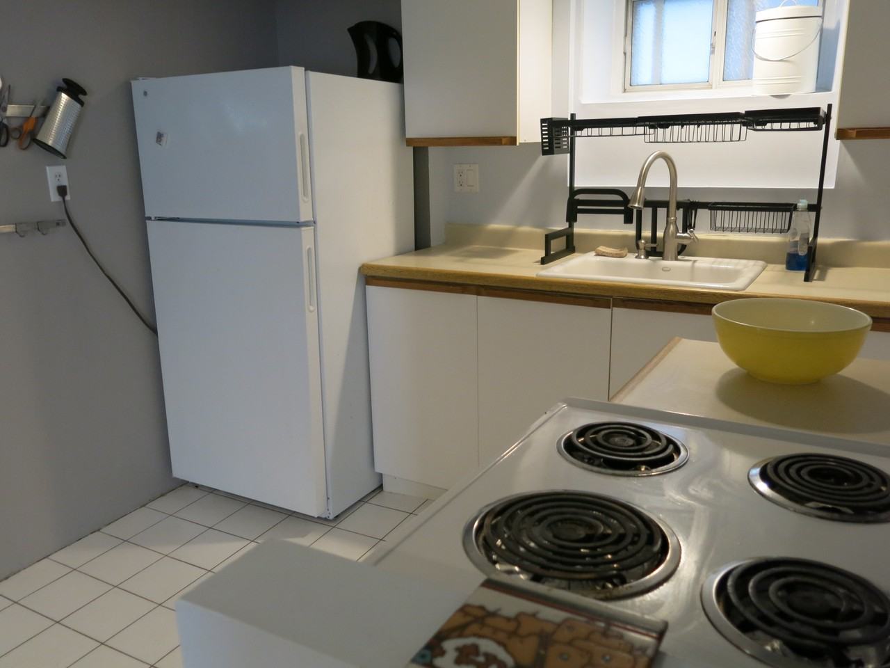 154 Geoffrey Street #1B - Photo 7 of 15