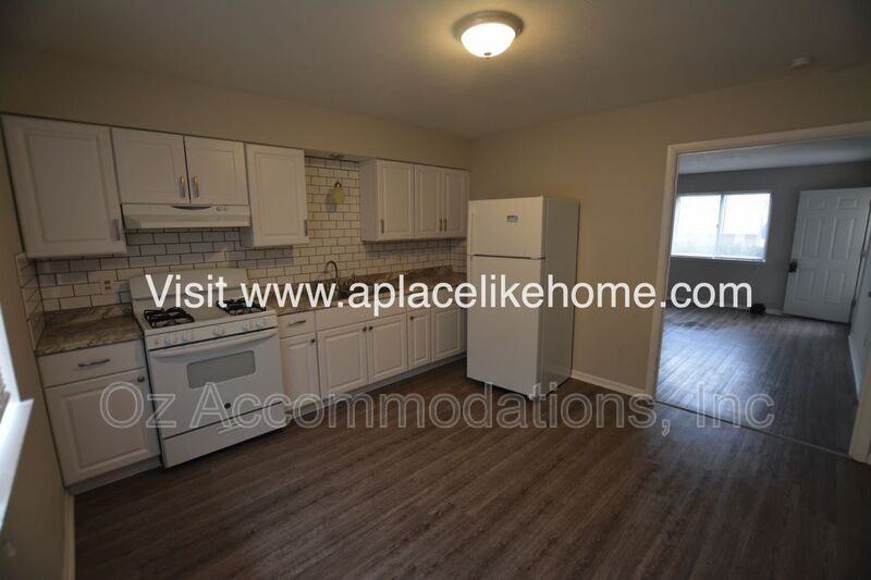 3607 W 47th St - Photo 2 of 17