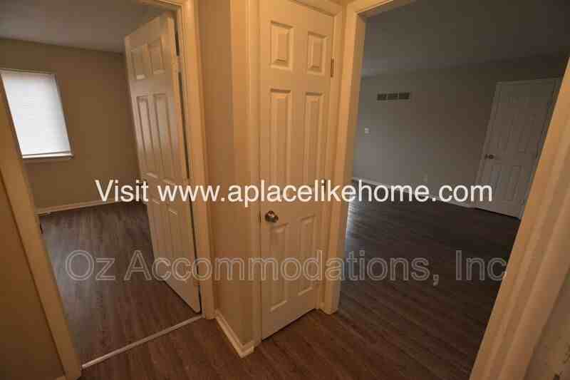 3607 W 47th St - Photo 5 of 17