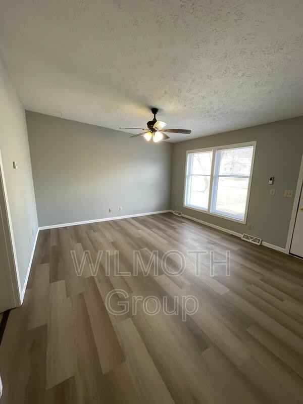 1811 Riley Rd - Photo 3 of 8
