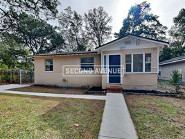 featured image of 1584 W 27th St