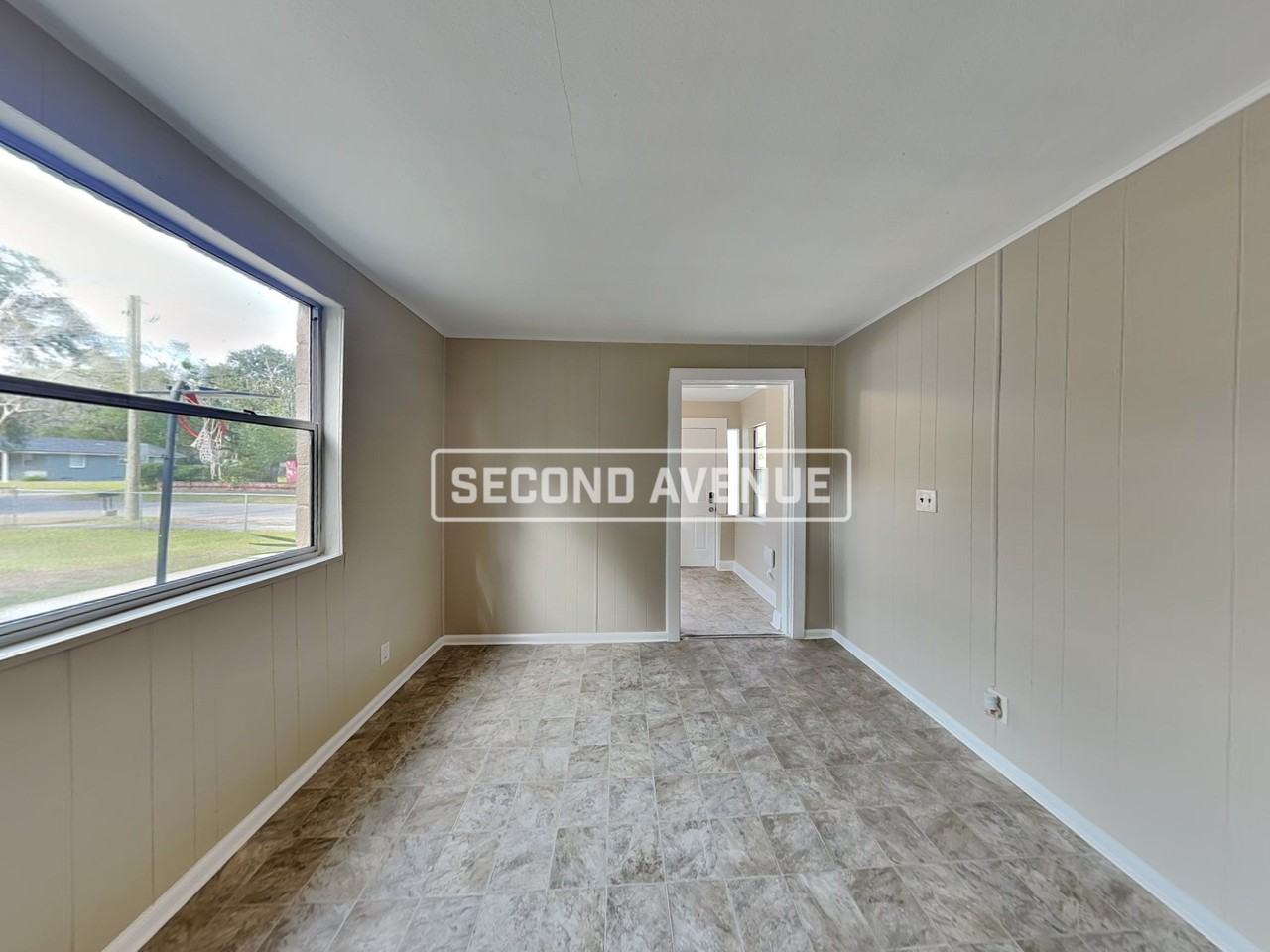 1584 W 27th St - Photo 3 of 14