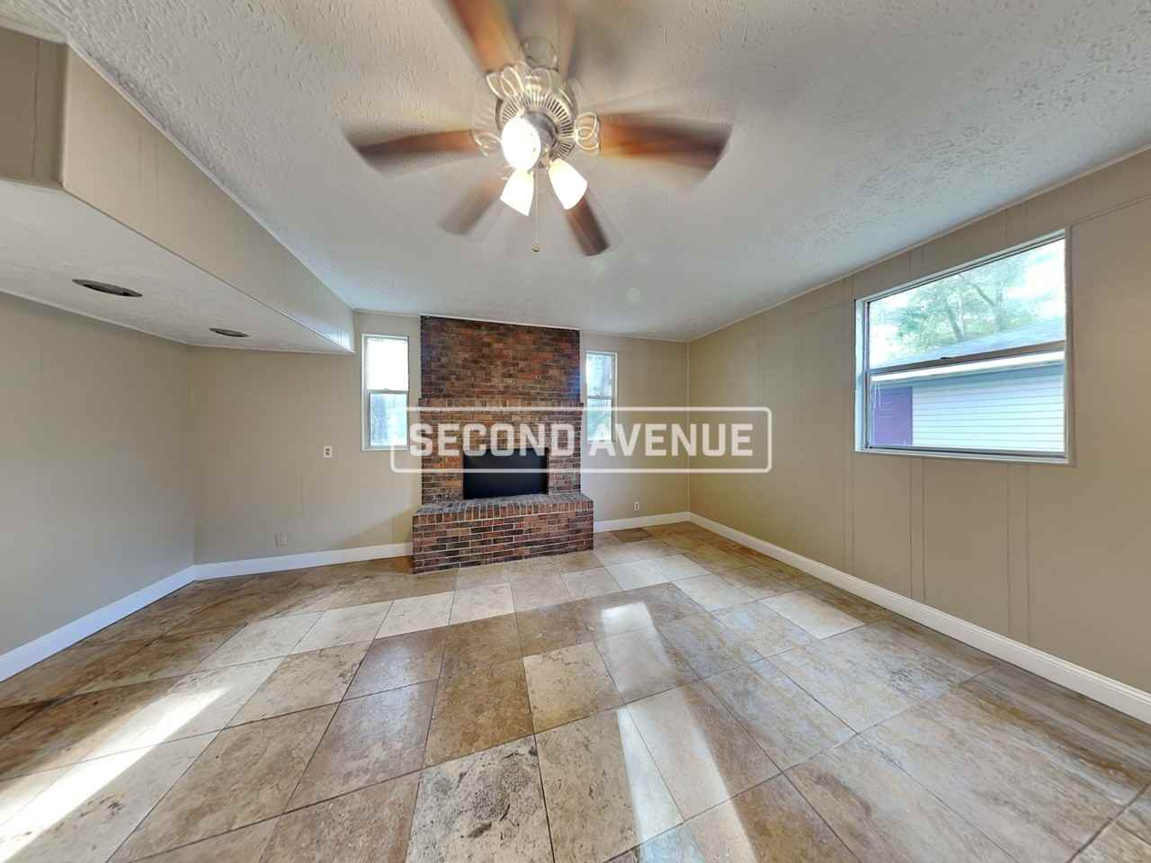 1584 W 27th St - Photo 2 of 14