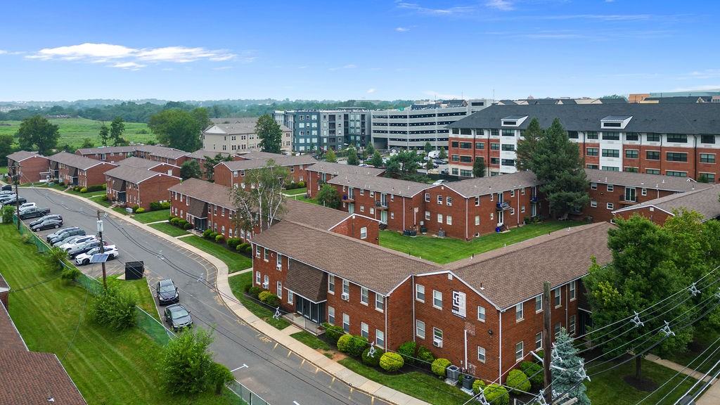 Somerville Gardens - Photo 4 of 17