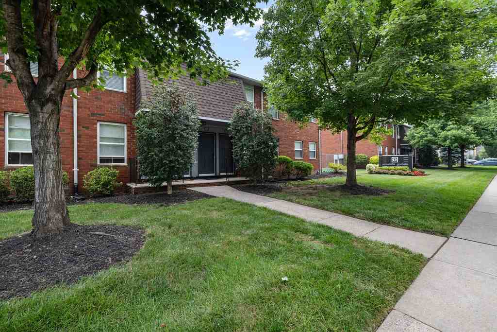 Somerville Gardens - Photo 5 of 17