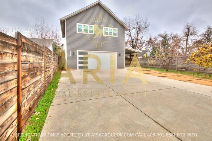 2734 Nw 20th St #2734 - Photo 3 of 33