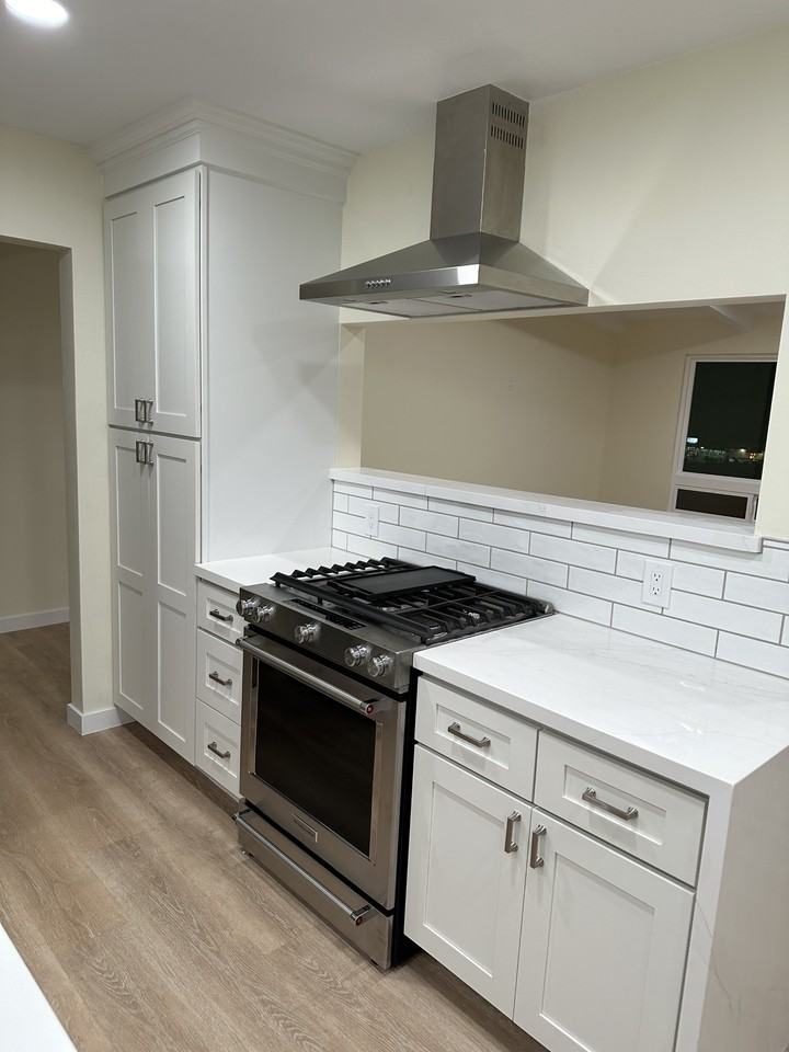 1140 Bay Oaks Dr #NA - Photo 2 of 12