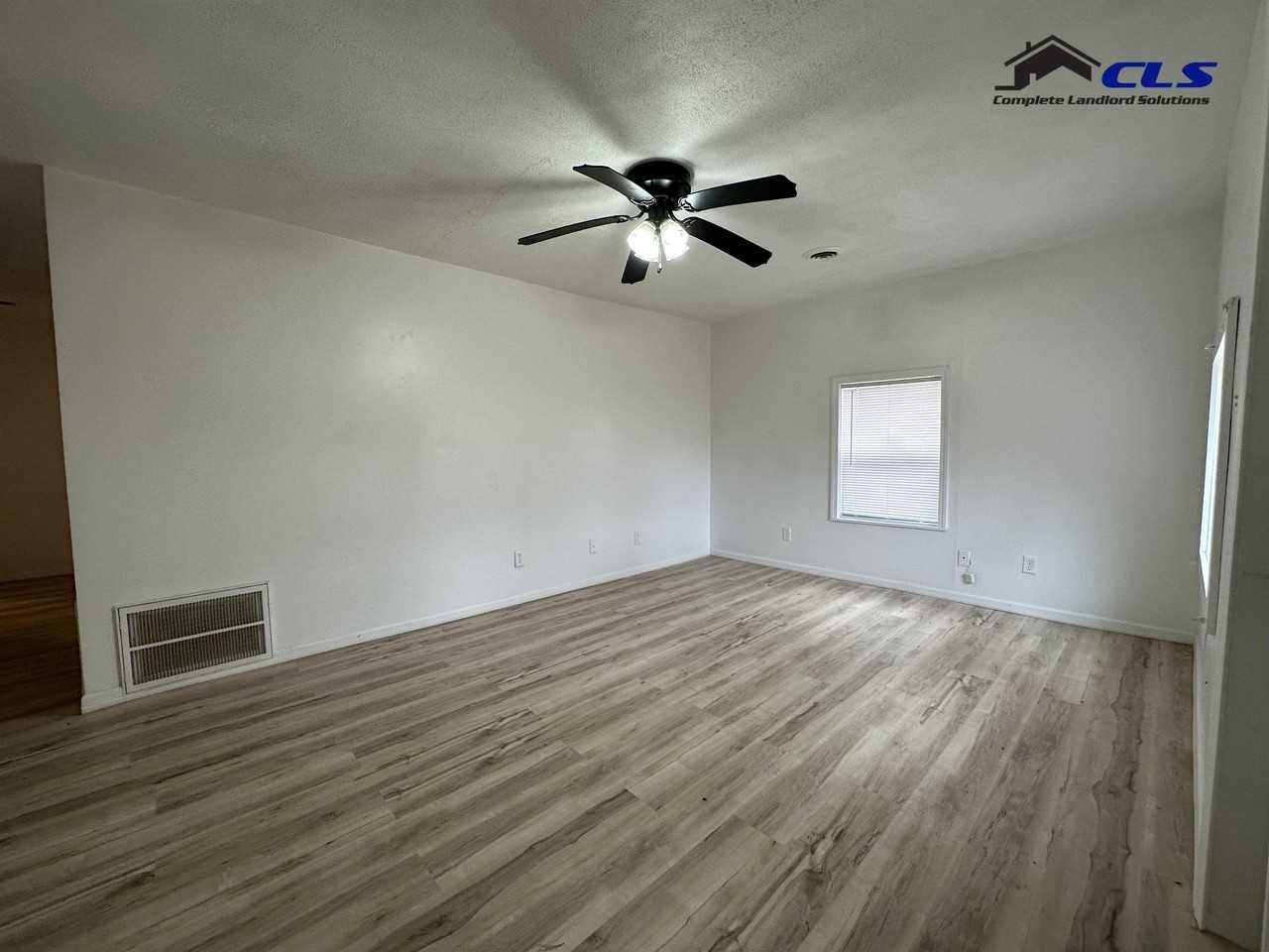 2427 N Stop 19 St #1 - Photo 2 of 9