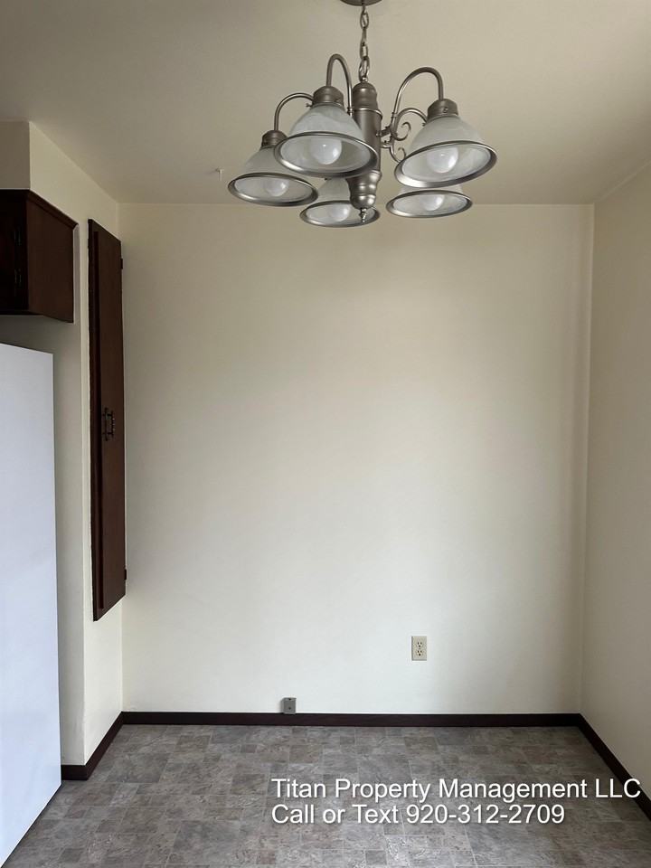 1250 Primrose Ln #2 - Photo 6 of 8