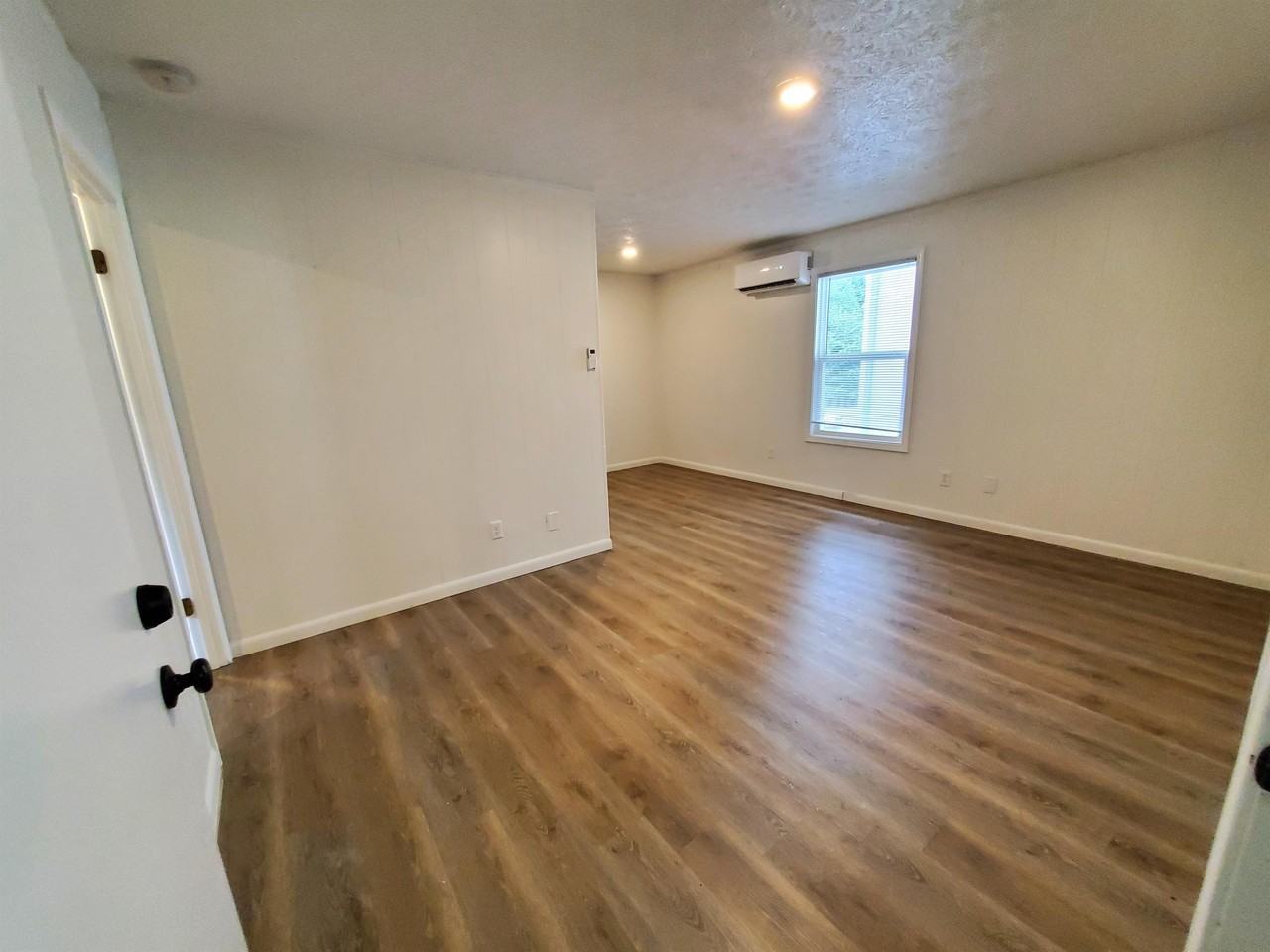 822 Carolina Dr #609 - Photo 2 of 20