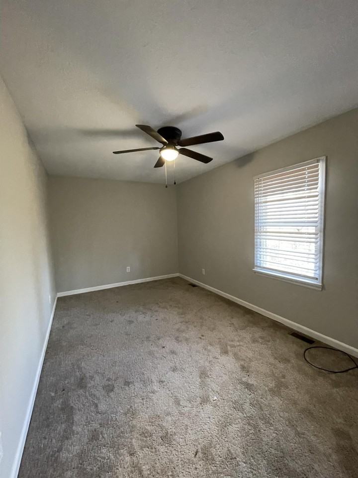 133 Eastvail Dr #133 - Photo 6 of 10