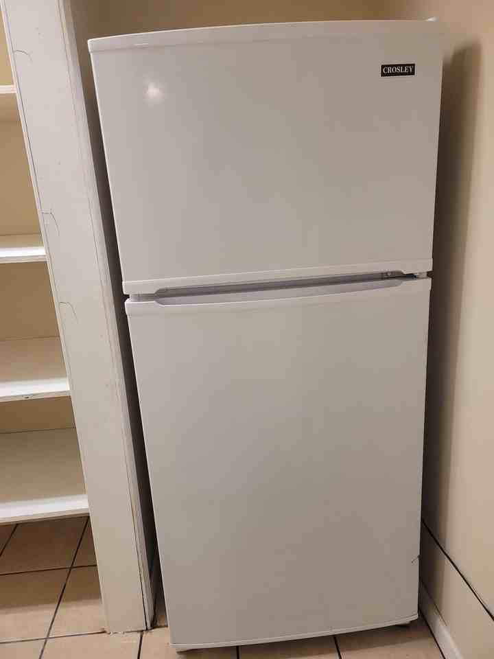 500 E Washington St #1 - Photo 3 of 26