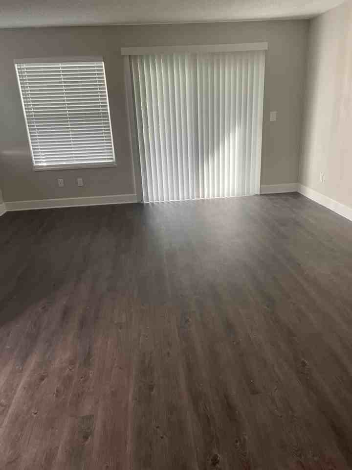2544 Woodgate Blvd #1 - Photo 2 of 10