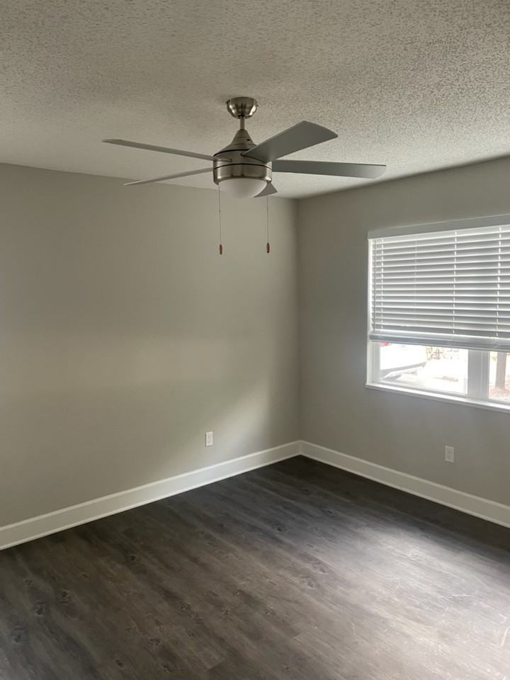 2544 Woodgate Blvd #1 - Photo 6 of 10