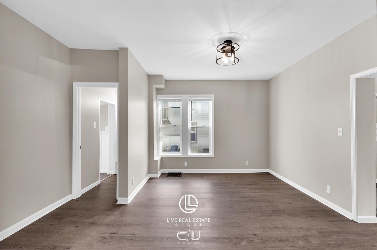 806 W Hill St #1 - Photo 5 of 11