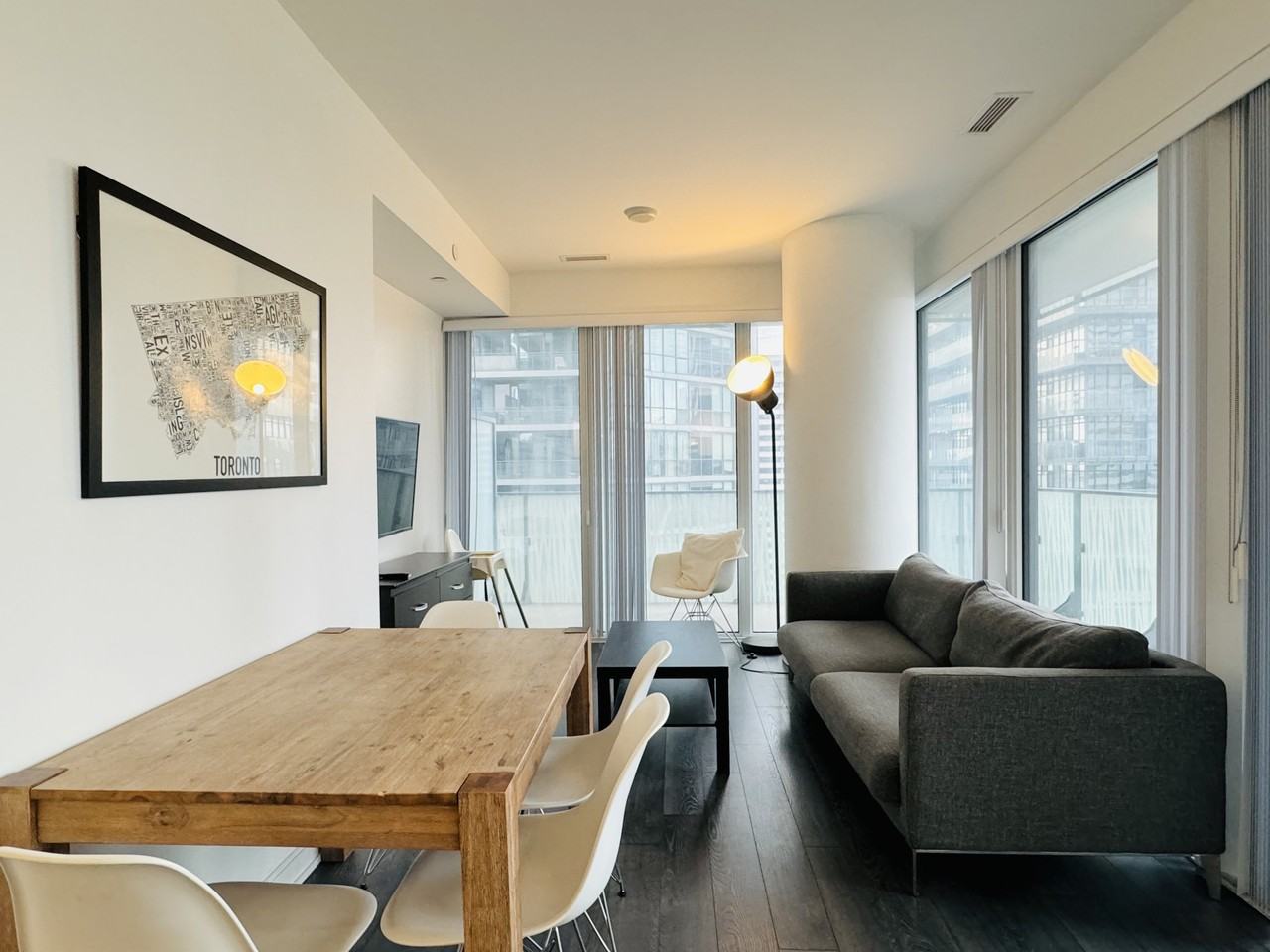 42 Charles Street East #1404 - Photo 4 of 10
