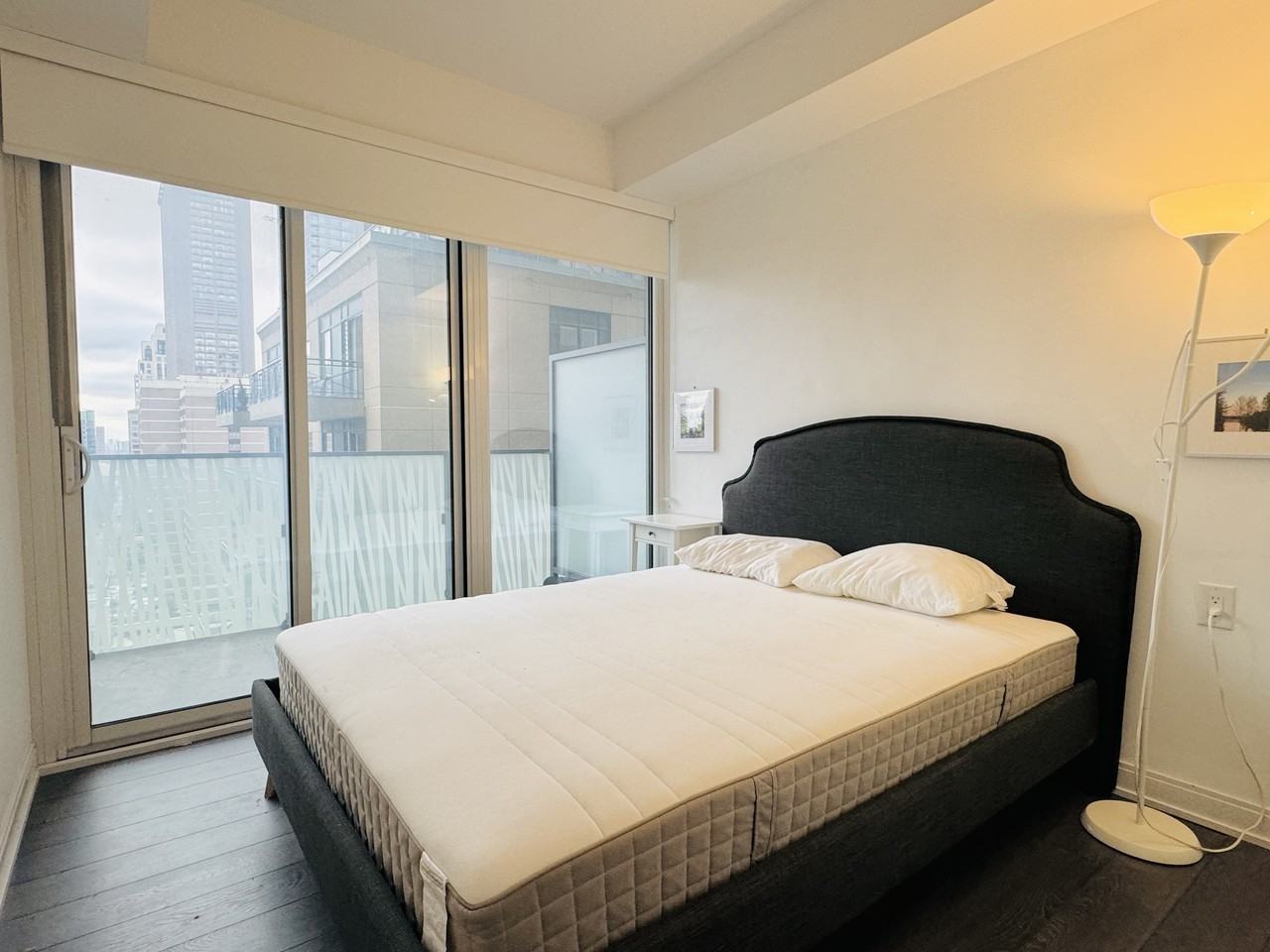 42 Charles Street East #1404 - Photo 7 of 10