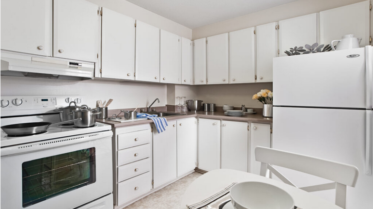 230 Woodridge Crescent #513 - Photo 2 of 4