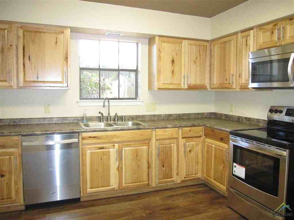 323 Top Hill Dr - Photo 3 of 22