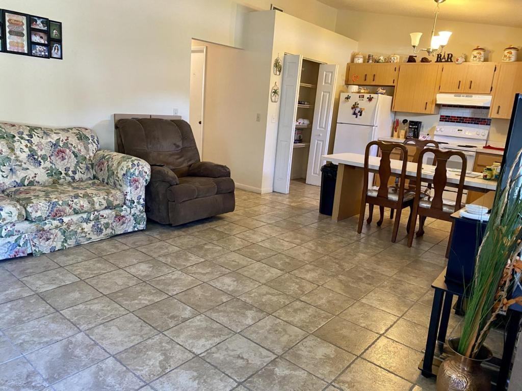 493 N Sams Pt - Photo 4 of 11