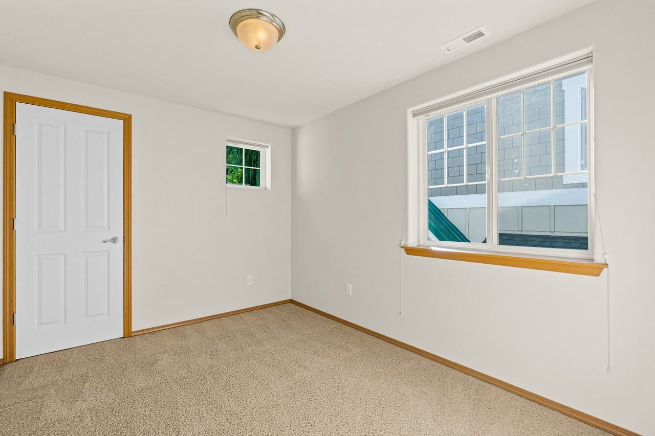 23907 20th Ave S #1 - Photo 3 of 22