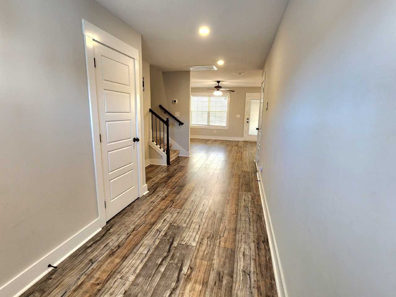 484 Woodtrace Dr - Photo 3 of 22