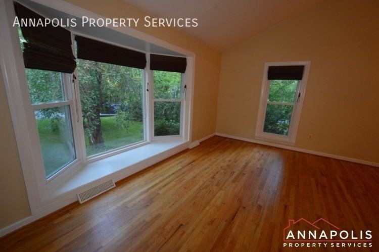 2976 Poplar Trl - Photo 3 of 40